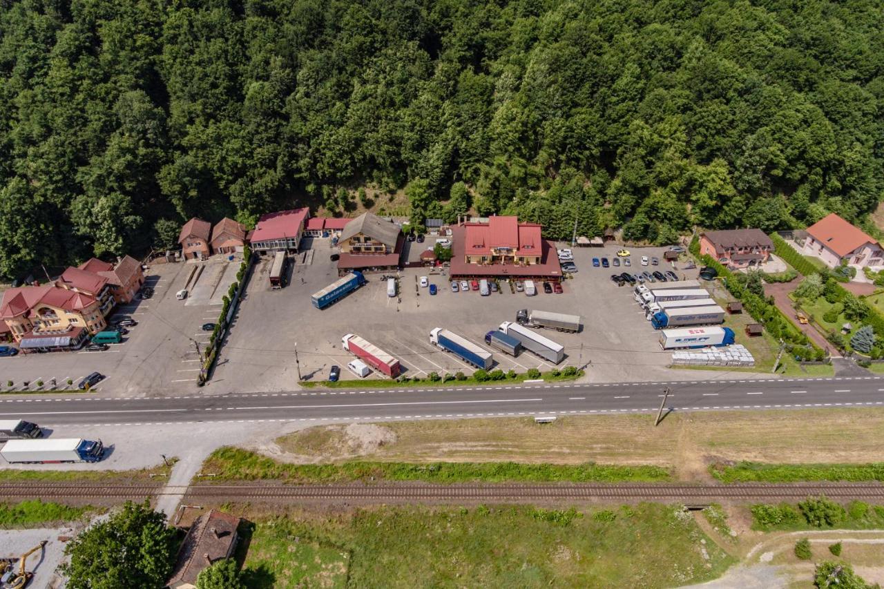 Pensiune Restaurant Route60 Ciucea Dış mekan fotoğraf